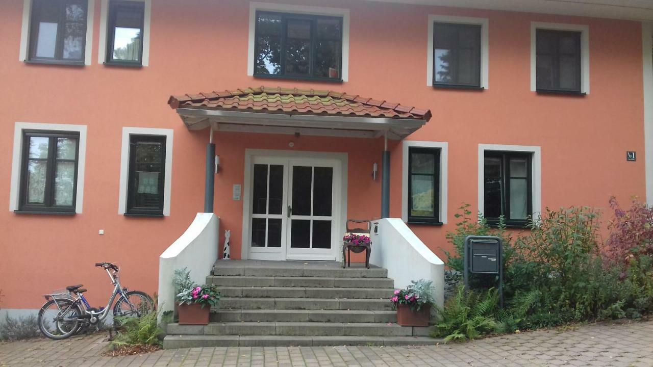 Fewo 2 Ferienwohnung Waren Mueritz - Haus Buchen Am Tiefwarensee - 2 Zi Exterior foto